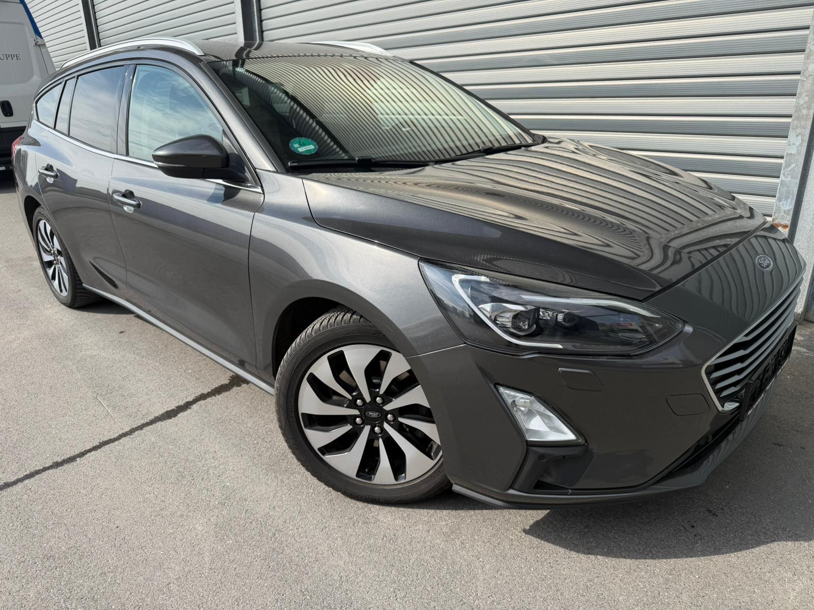 Ford Focus Cool & Connect 1Jahr Garantie Automatik