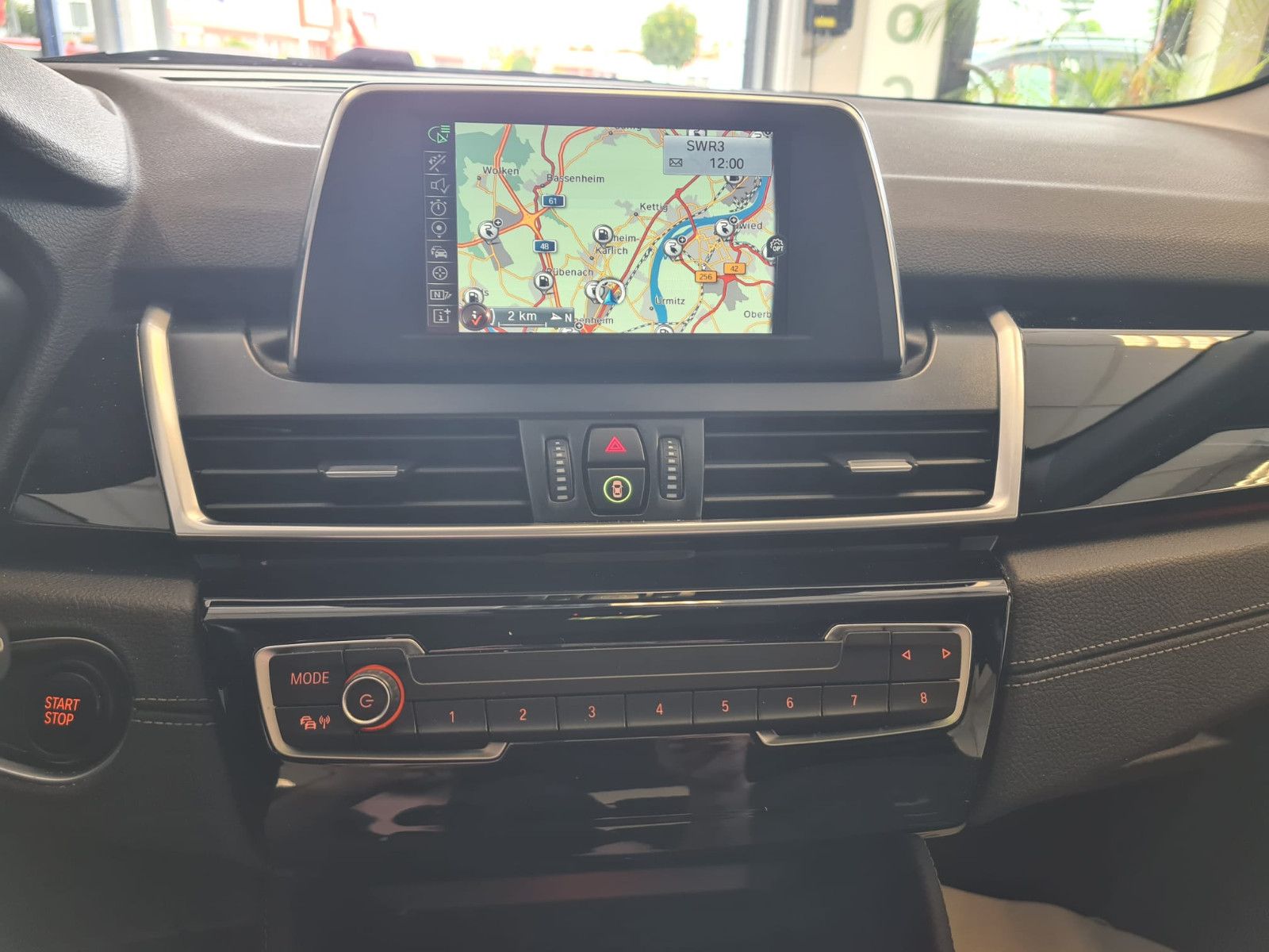 Fahrzeugabbildung BMW 225 Active Tourer 225xe/NAVI/ca. 30€ Steuer/Jahr