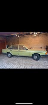 Audi 100 C2 Typ43 - Audi 100: Typ 43