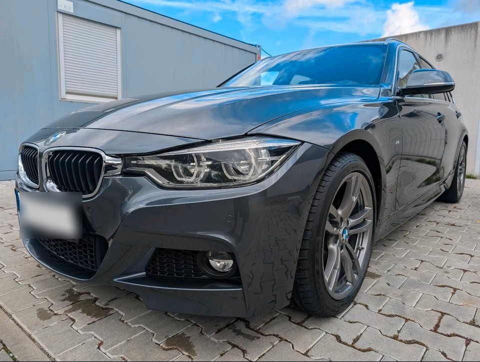 Image of BMW 320
