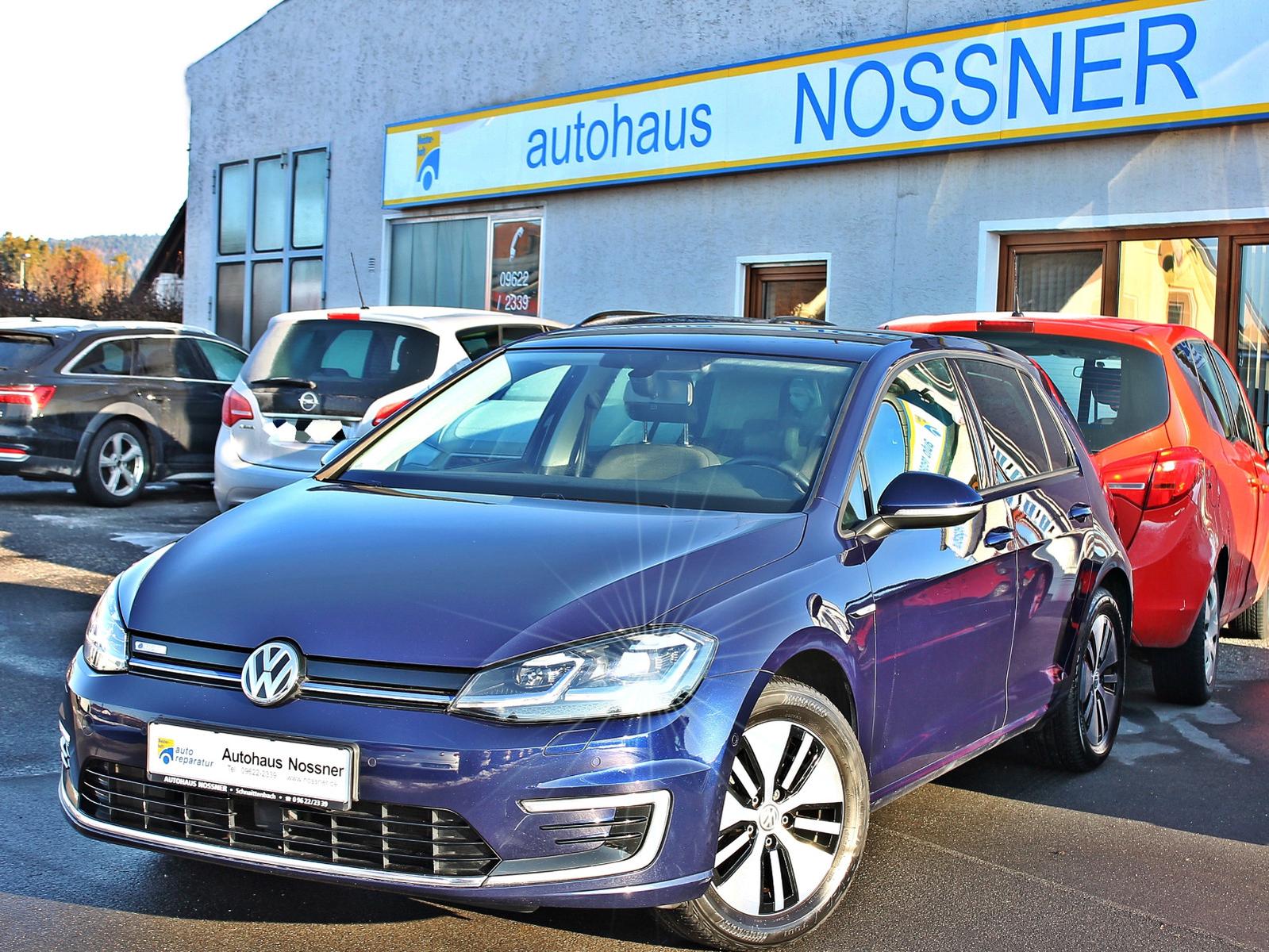 Volkswagen e-Golf 100KW (WäPu,CCS,eSound,ACC,SHZ,LED,...)