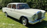 Mercedes-Benz 230 W110 Heckflosse