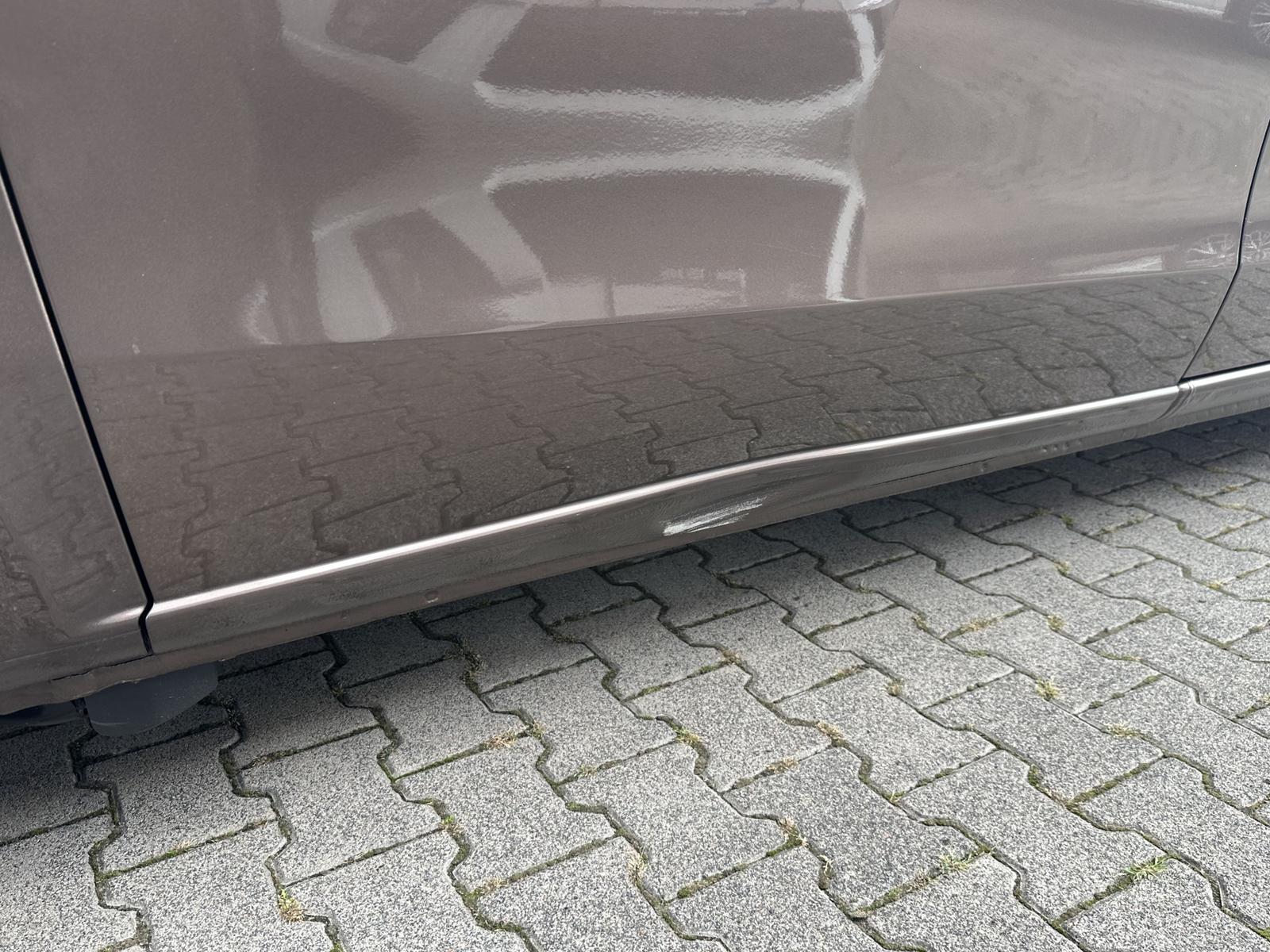 Mercedes-Benz V 250 d SCORE lang 8-Sitzer*Kamera*AHK*