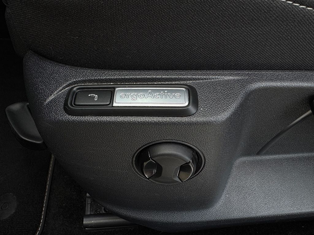 T-Roc 2.0 TSI DSG 4MOTION R-LINE *AHK*LED+*NAVI*