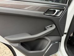 PORSCHE Macan GTS,Approved,Standheizung,Burmester,Carbon PORSCHE Macan GTS,Approved,Standheizung,Burmester,Carbon