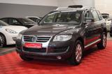 Volkswagen Touareg 3.0 TDI V6 *1.HAND*Rückfahrkamera*AHK* - Volkswagen Touareg aus 2007: TDI