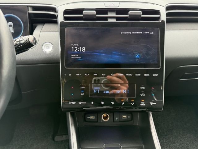 Fahrzeugabbildung Hyundai Tucson Prime Plug-In Hybrid 4WD +LEDER+KLIMA+RFK