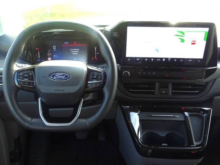 Fahrzeugabbildung Ford Tourneo Custom Bus 2.0 EcoBlue 320 L1 Titanium