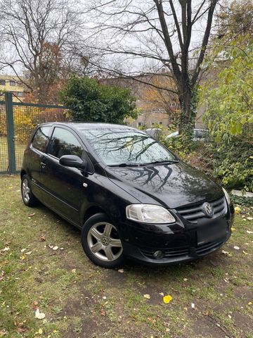 Volkswagen VW FOX 1.2 STYLE//1.HAND/TOP ZUSTAND/ALU/T...