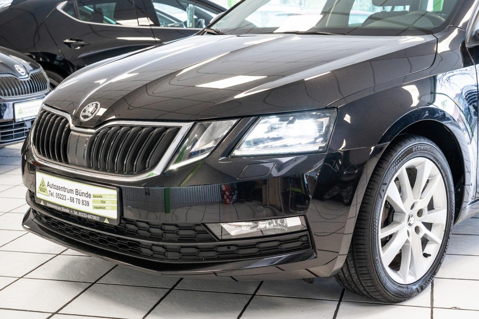 Skoda Octavia Combi Ambition Navigation PDC 1.Hand