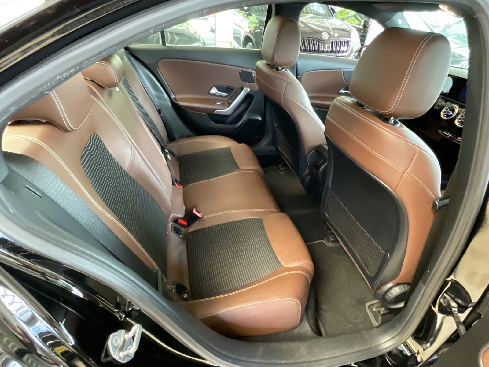 Fahrzeugabbildung Mercedes-Benz A 200 Lim. *AMBIENTE*LEDER-BRAUN* Exclusive *