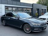 BMW 730 d xDrive*Laserlicht*HUD*AHK*CarPlay*R-Kamera - BMW 730 aus 2017