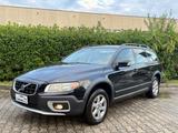 Volvo XC 70 D5 4X4 Summum 2.4D 185CV - Volvo C70: 5 Türen