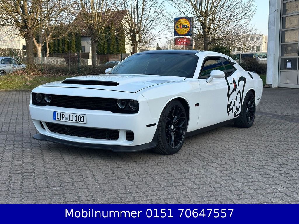 Dodge Challenger