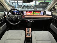 HONDA e Advance*LED*Panodach*Navi*DAB*Winter-Paket