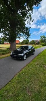 BMW 320i E90  1. Hand | 49.658 km | BMW-S... - BMW: E49