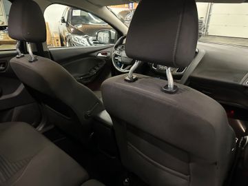 Ford Focus Turnier Titanium *2. Hand*AHK*Klima*Navi*