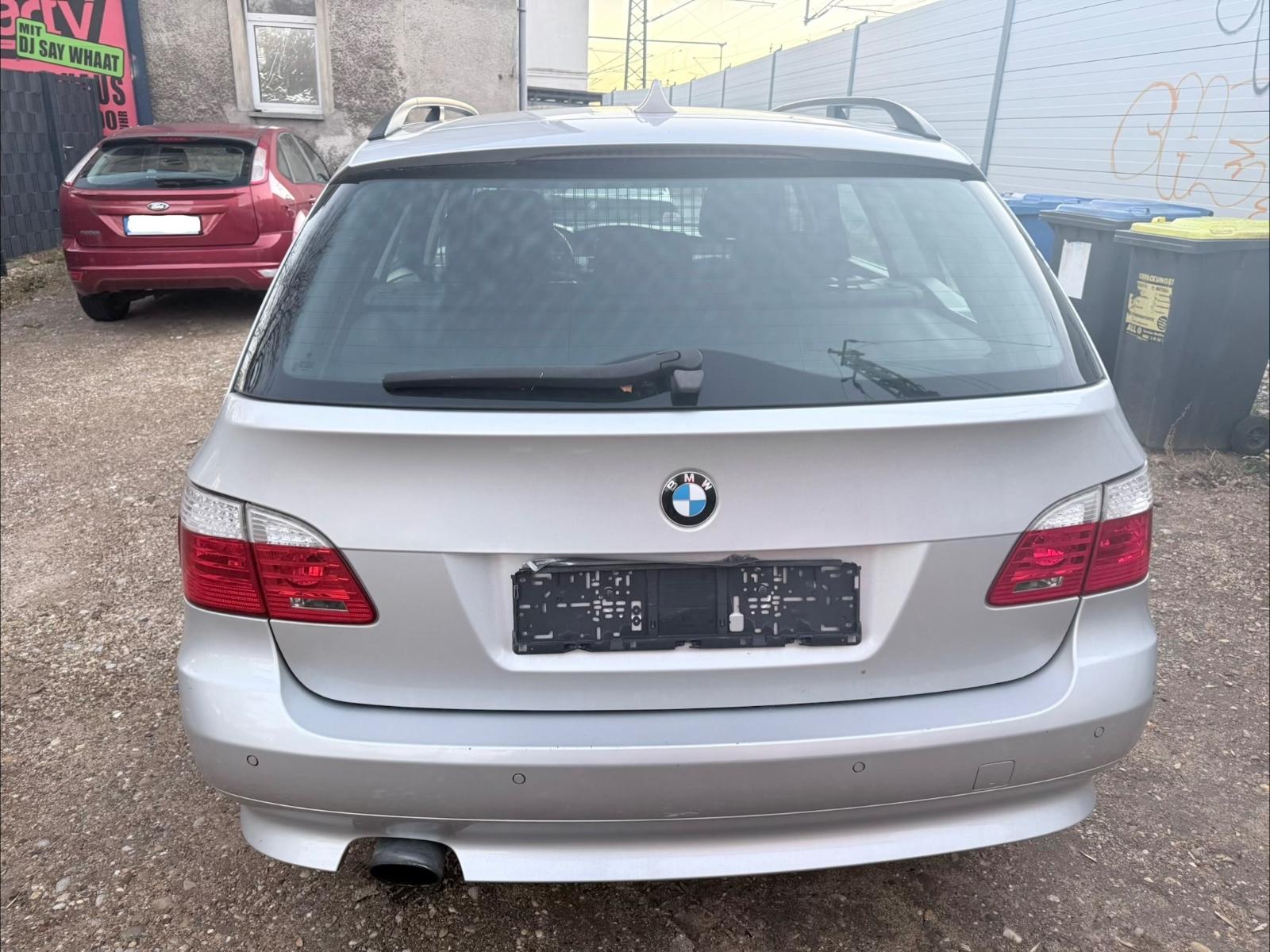 BMW 520 2010 — photo 6