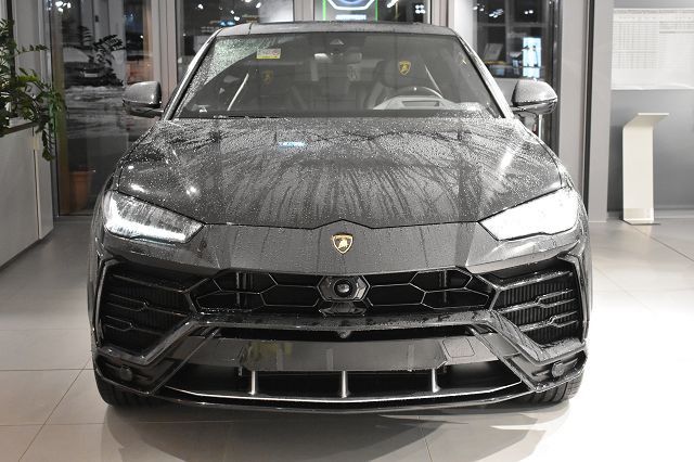 Fahrzeugabbildung Lamborghini Urus LP650 *PANO*Carbon*HeUp*22**Mietkauf*