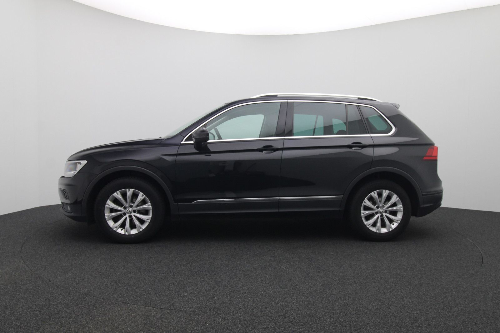 Fahrzeugabbildung Volkswagen Tiguan 2.0 Comfortline BMT/Start-Stopp