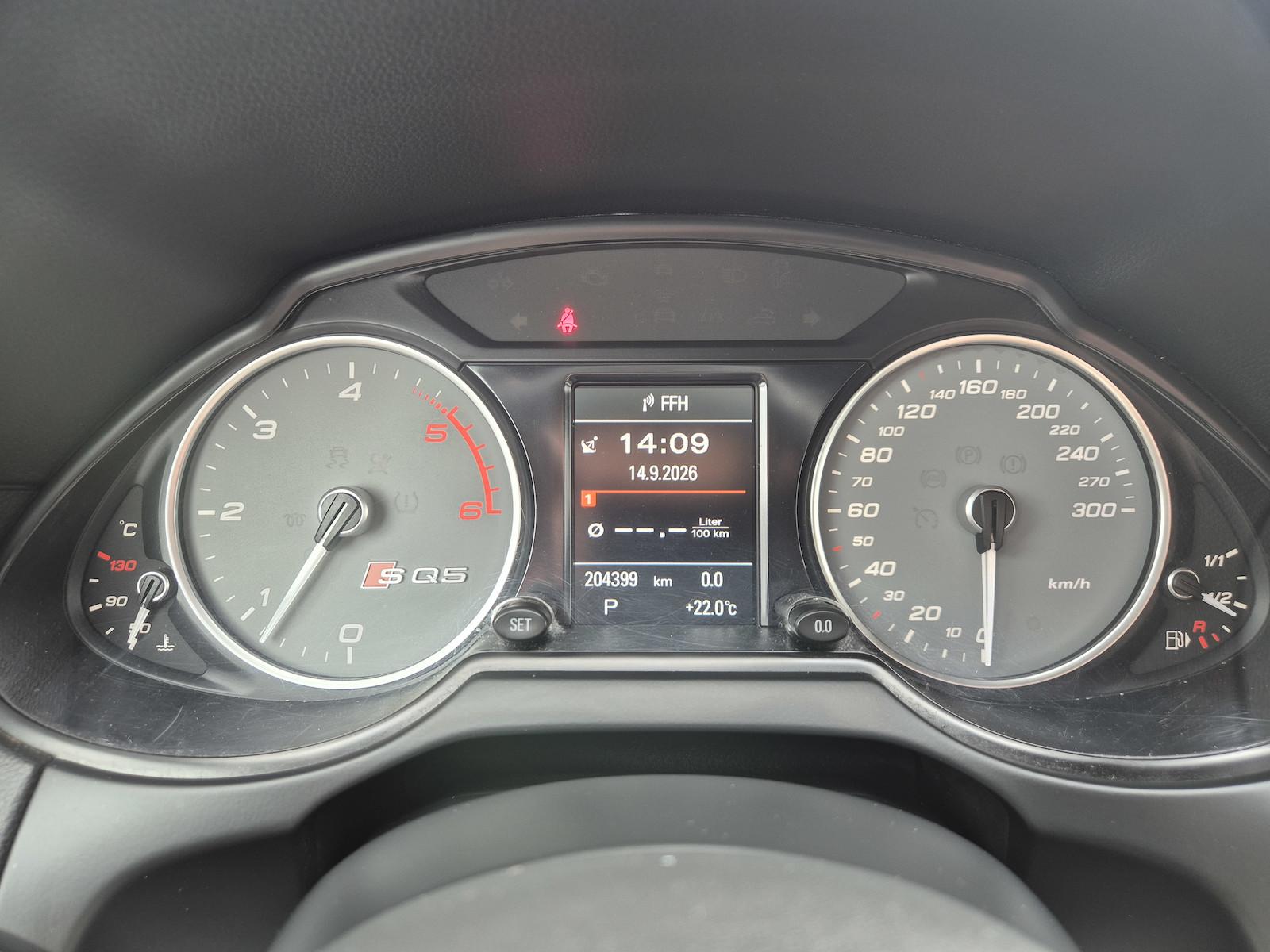 Audi SQ5 3.0 V6 BiTDI 313 ch Audi Exclusive Vert Individual Toit Pano ACC