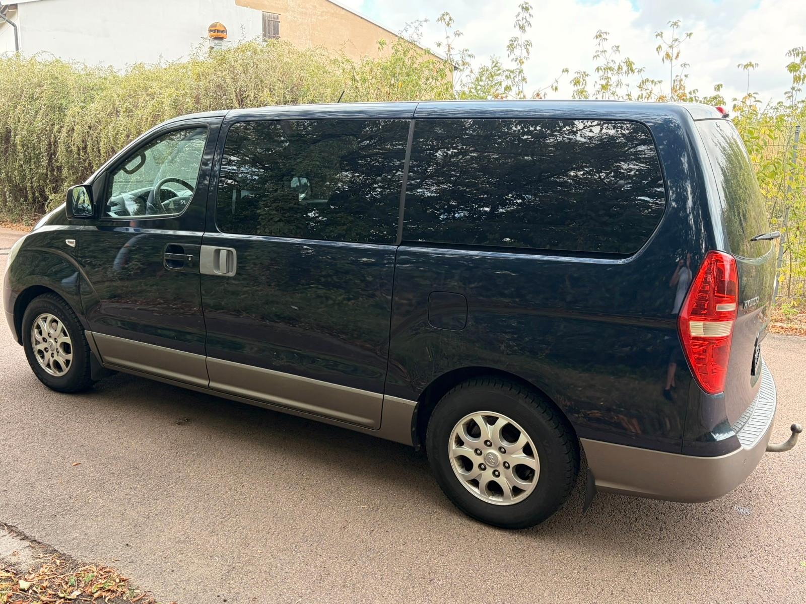 Hyundai H-1 8-Sitze/Klima/AHK!