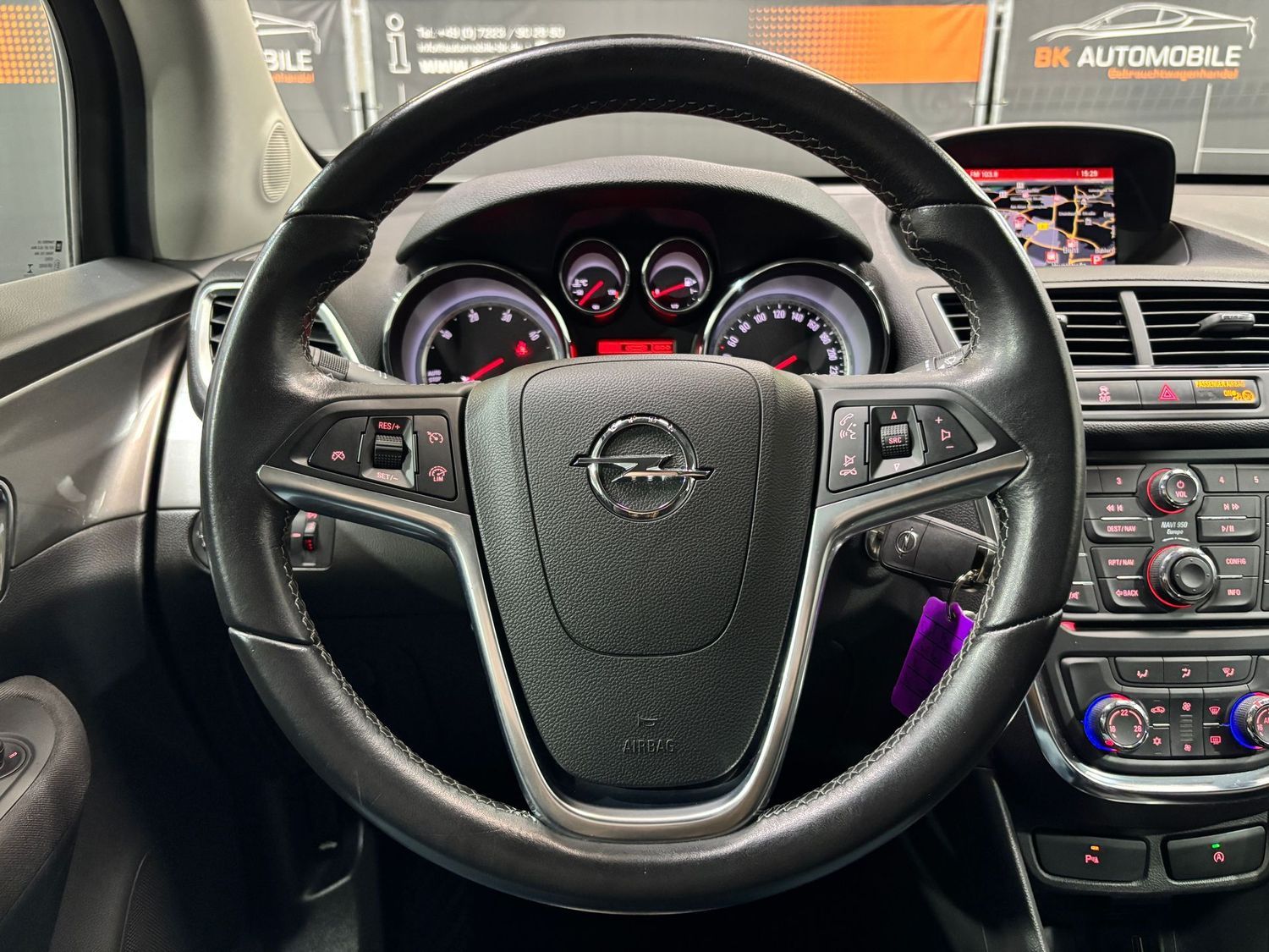 Fahrzeugabbildung Opel Mokka 1.6 CDTI Edition Kamera#Navi#Tempomat