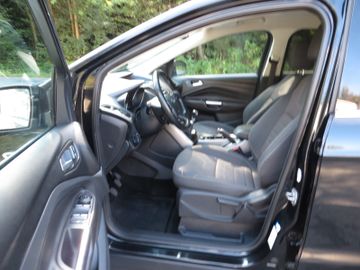 Ford Kuga - 12