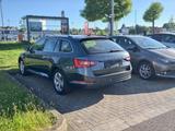 Skoda Superb 2.0 TDI SCR AMBITION Combi AMBITION