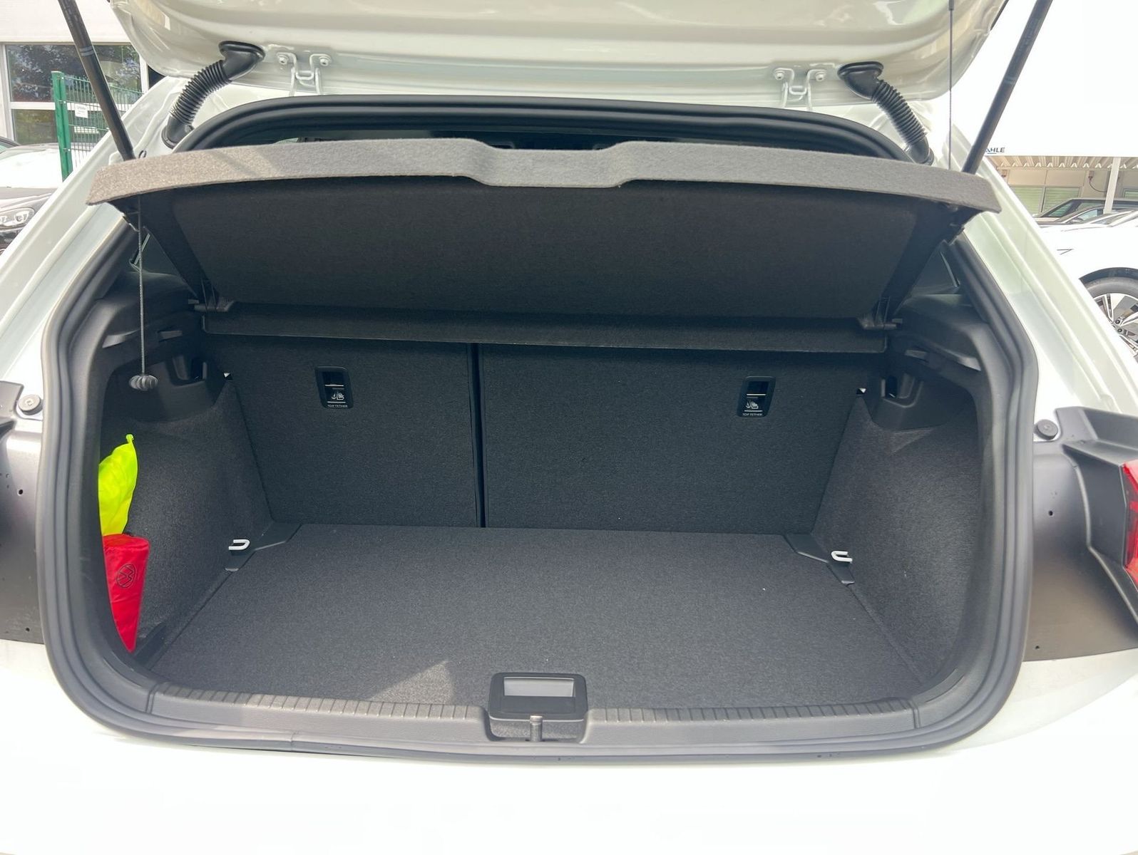 Volkswagen Polo - Bild 11