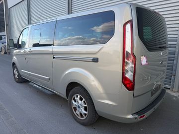 Ford Tourneo Custom - 8