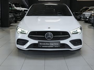 Mercedes CLA 180 Shooting Brake - 4