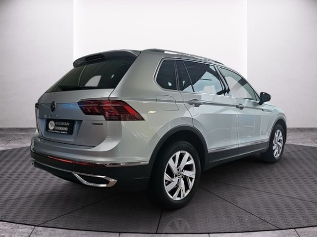 Fahrzeugabbildung Volkswagen Tiguan 2.0 TDI 4M DSG Elegance AHK LED-MATRIX NA