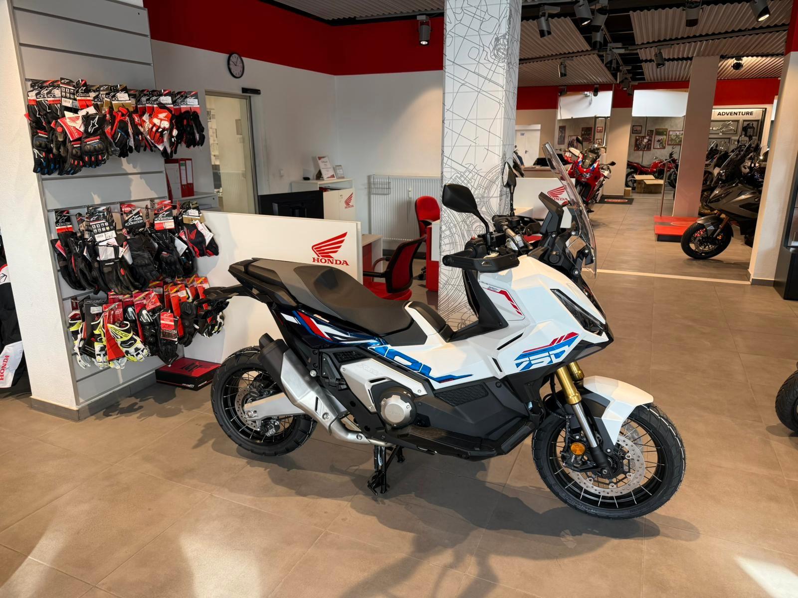 Honda ADV750 Special Edition *Tageszulassung 09-26*