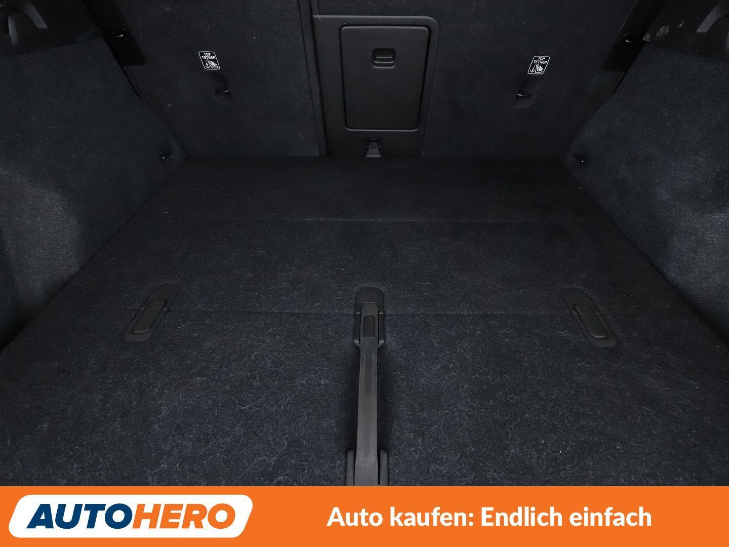 Volvo XC40 2.0 B4 Ultimate Dark 2WD Aut.*LED*ACC*CAM*