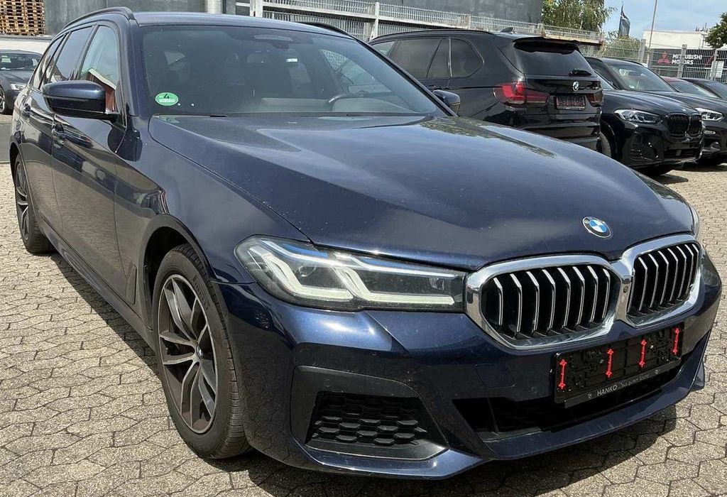 Image of BMW 540