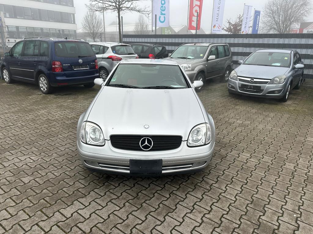 Mercedes-Benz SLK 230