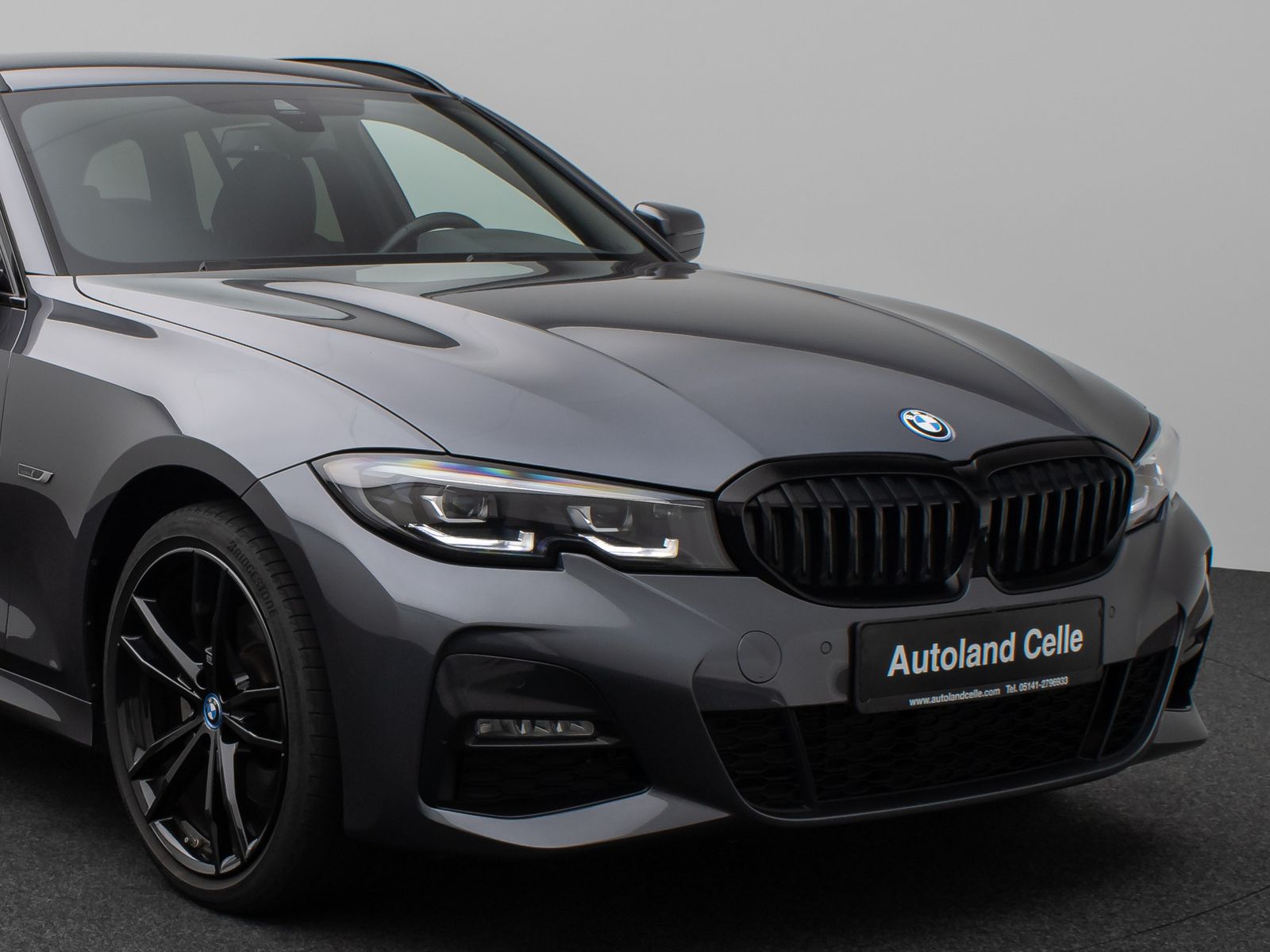 Fahrzeugabbildung BMW 320e M Sport HiFi DAB PDC Fernlichtassist 19Zoll