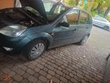Ford Fiesta 1.6 Ghia - Ford Fiesta aus 2003: Ghia