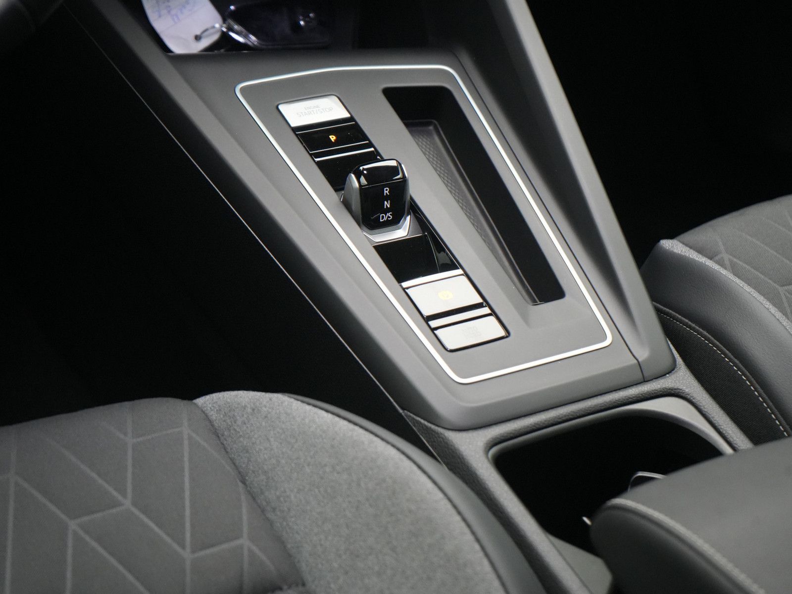 Volkswagen Golf - Bild 11