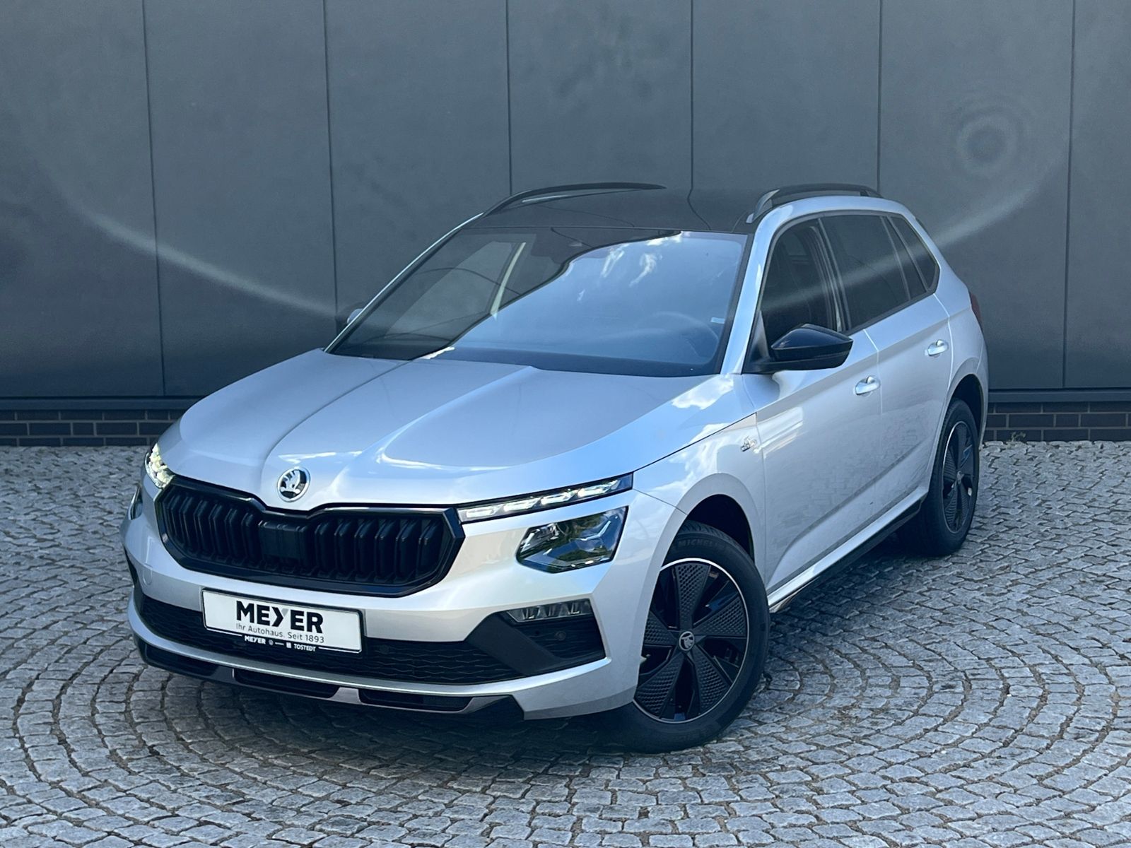 Fahrzeugabbildung SKODA Kamiq Monte Carlo 1.0 TSI DSG *Matrix-LED, ACC,
