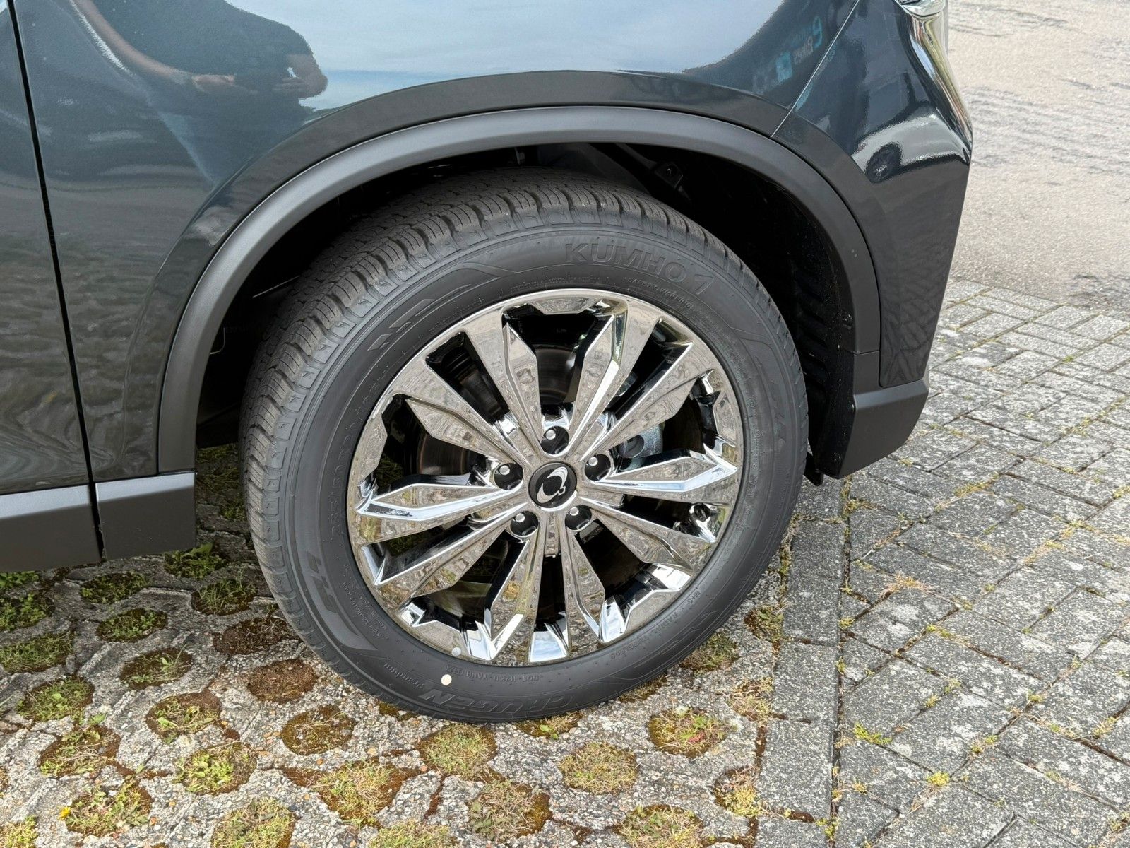 Fahrzeugabbildung KGM REXTON+LUX+360*KAMERA+LEDER+20ZOLL+ALLRAD+MEMORY