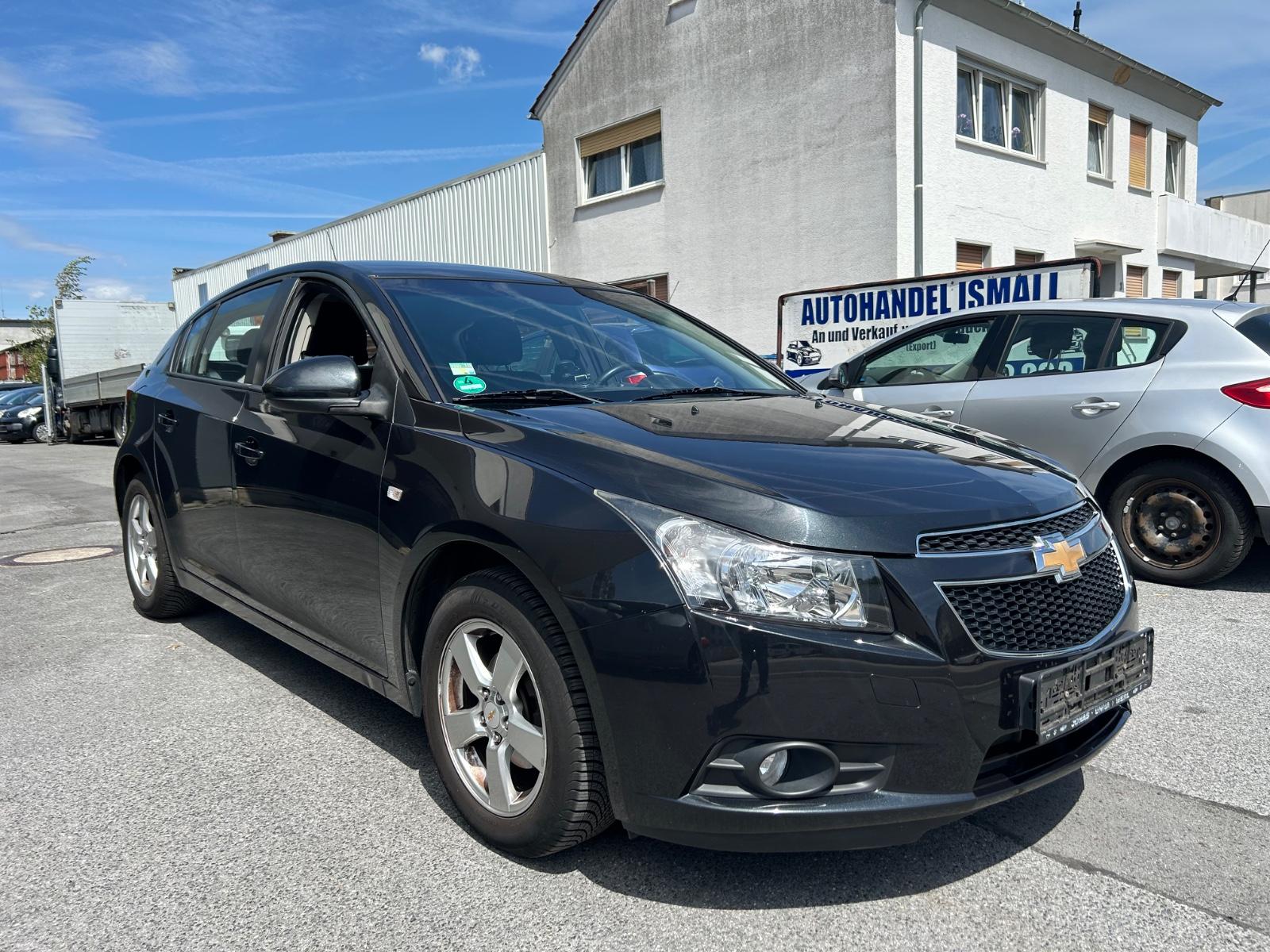 Chevrolet Cruze Hatchback LT