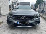 Mercedes-Benz AMG Line E 220 E Limousine E 220 d 4Matic - gebrauchte Mercedes-Benz E 220 aus dem Jahr 2020