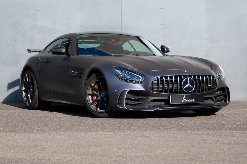 Mercedes-Benz AMG GT R