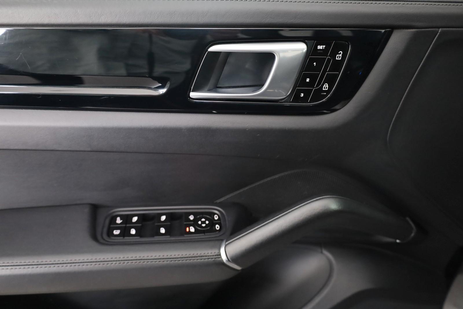 Porsche Cayenne Coupe E-Hybrid,Sport-Chrono,Sitzlüft,AHK