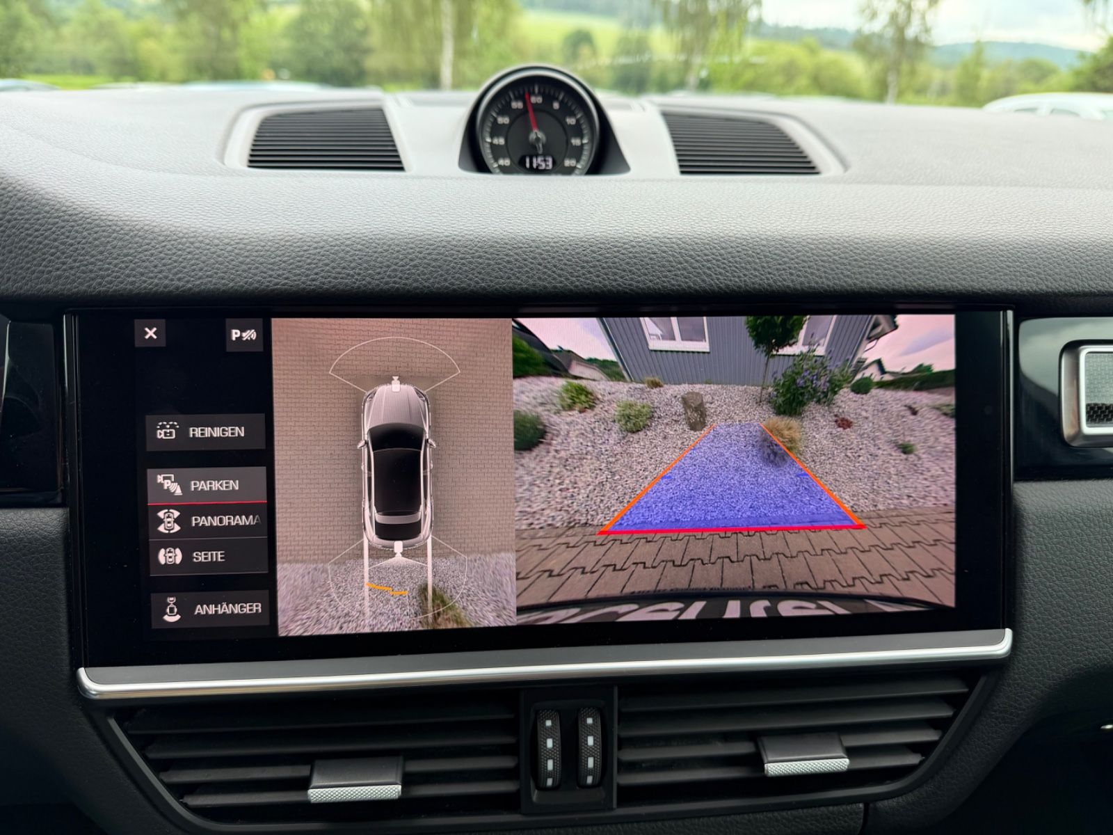 Fahrzeugabbildung Porsche Cayenne Coupe°Kreide°Sportpaket°AHK°Carbon°22Zol