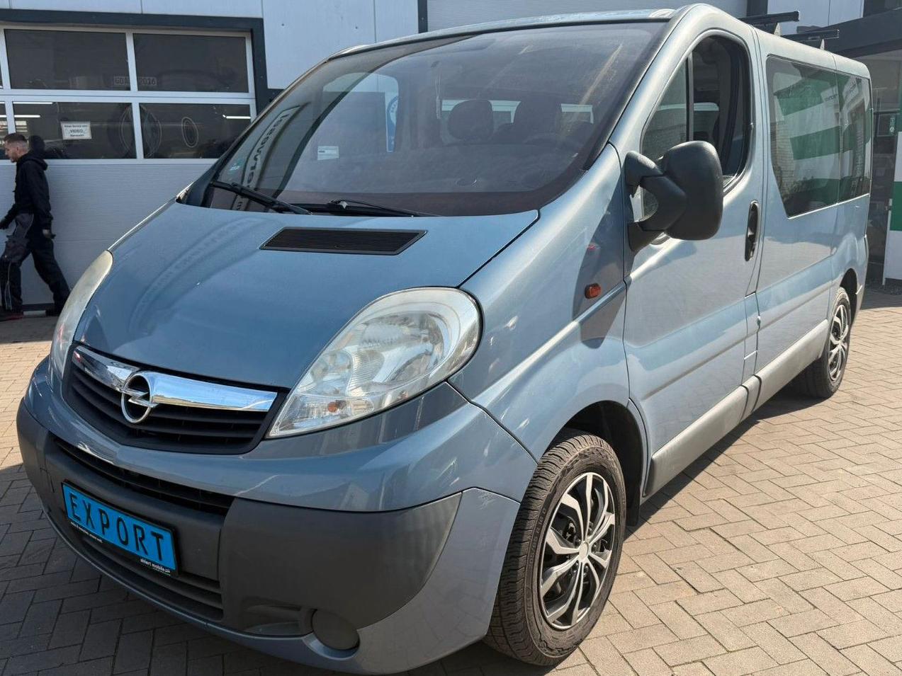 Opel Vivaro Kasten/Kombi Kombi L1H1 2,7t