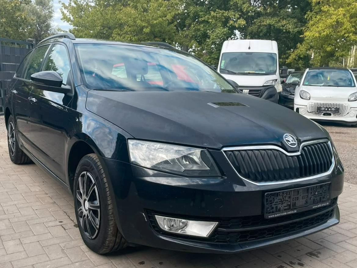 Skoda Octavia Combi Ambition 4x4*TEMPO*KLIMAA.*PDC*ASR