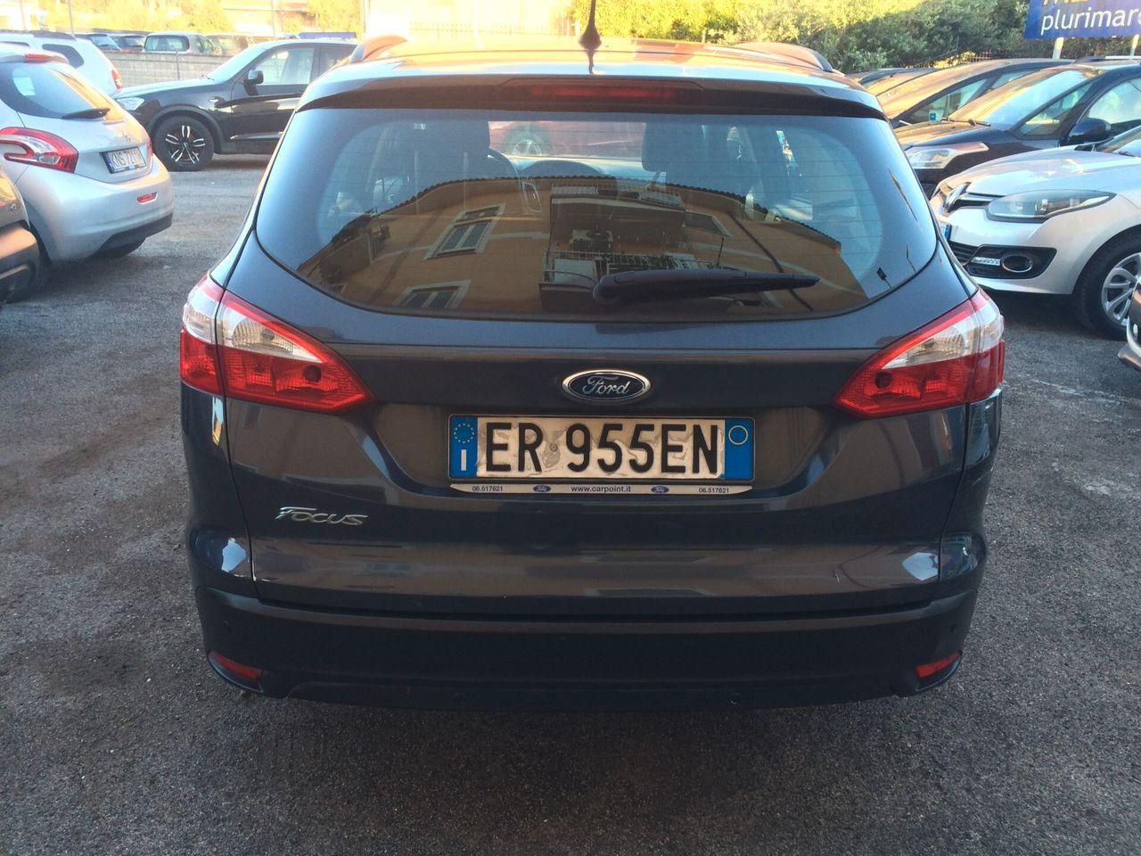 Ford Focus 2013 — photo 6